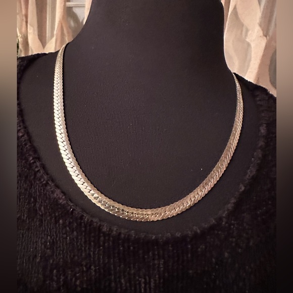 Substantial sterling silver chain - Picture 1 of 8